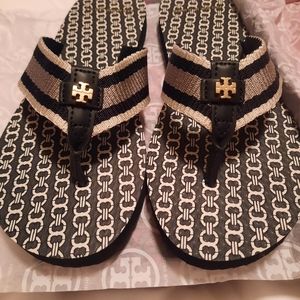 NEW Tory Burch Gemini Link Flip Flop